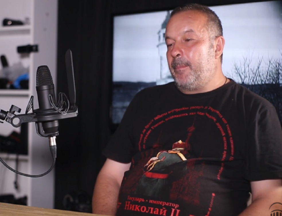 Ovo je ČUVAR VOJNIČKOG SRPSKOG GROBLJA: Tu je sahranjeno više SRBA nego na Zejtinliku! (VIDEO) 